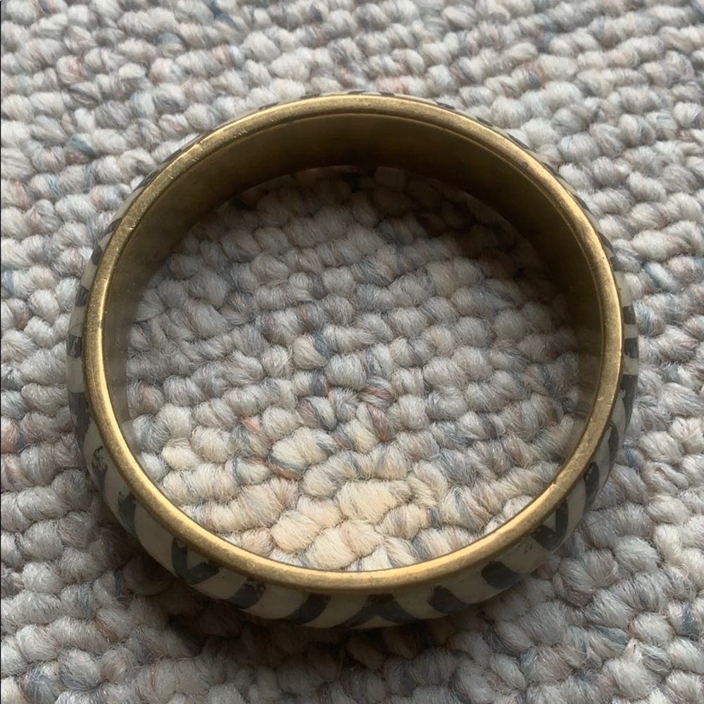 Bangle bracelet - Picture 3 of 3